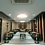 Hotel Saratharajans