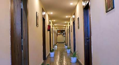 Hotel Embassy