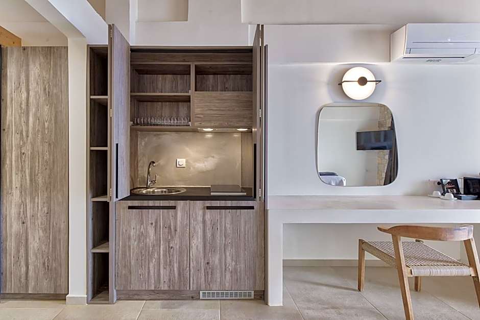 Aliv stone suites & spa