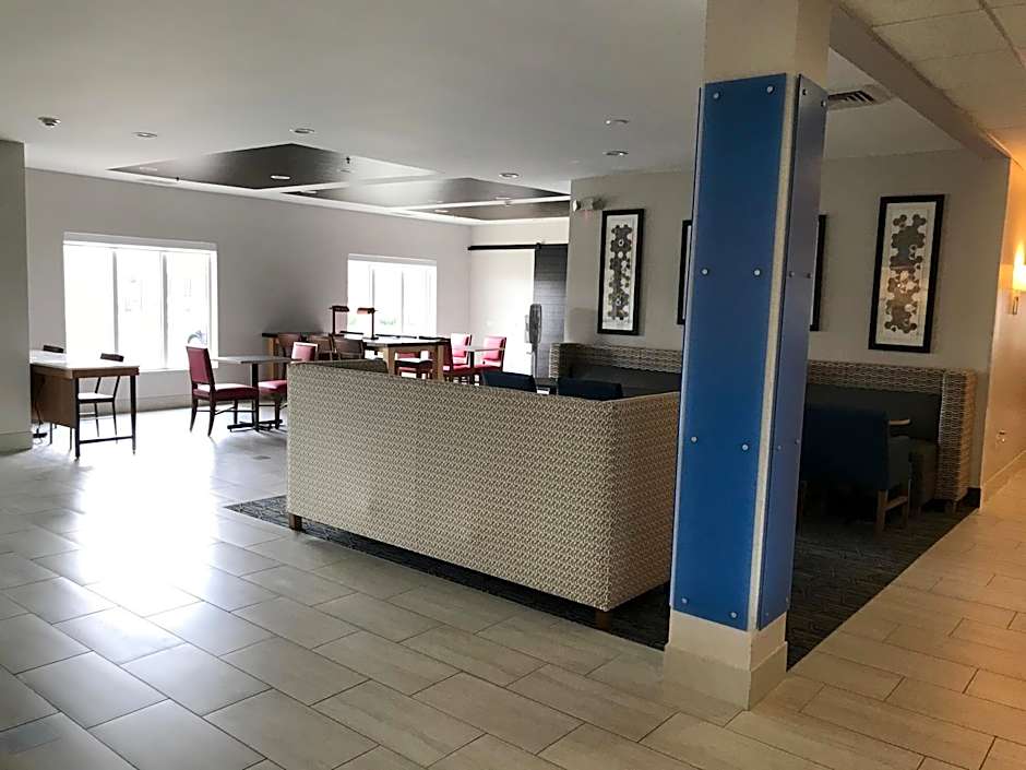 Holiday Inn Express Toledo West - Napoleon By IHG