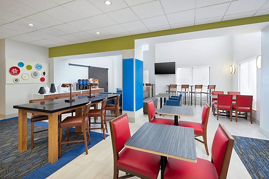 Holiday Inn Express Hotel & Suites Port Richey, an IHG Hotel