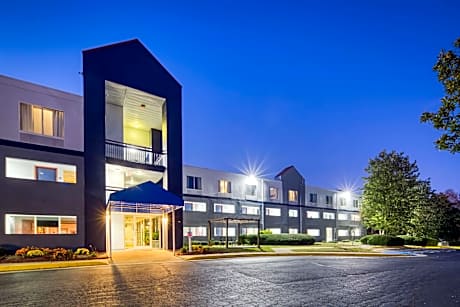 SureStay Plus Hotel by Best Western Durham Medical Center