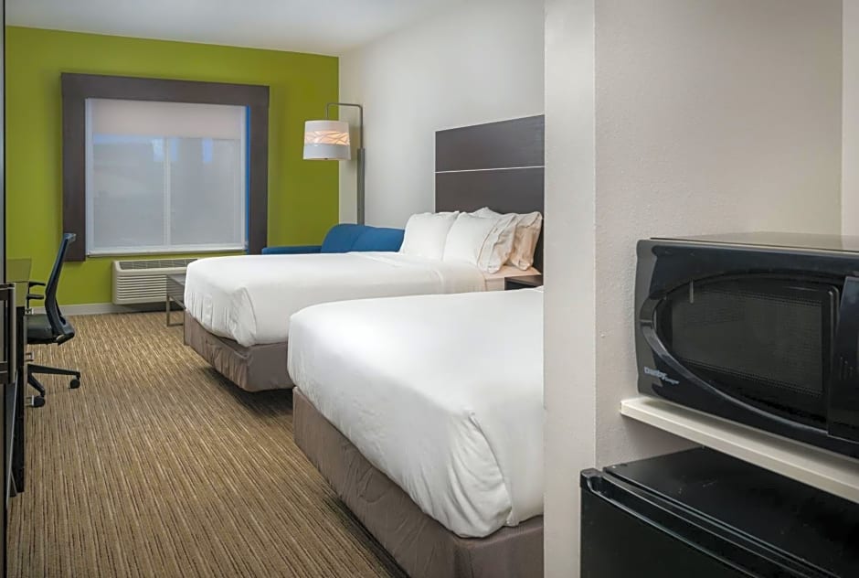 Holiday Inn Express Lawrence By IHG