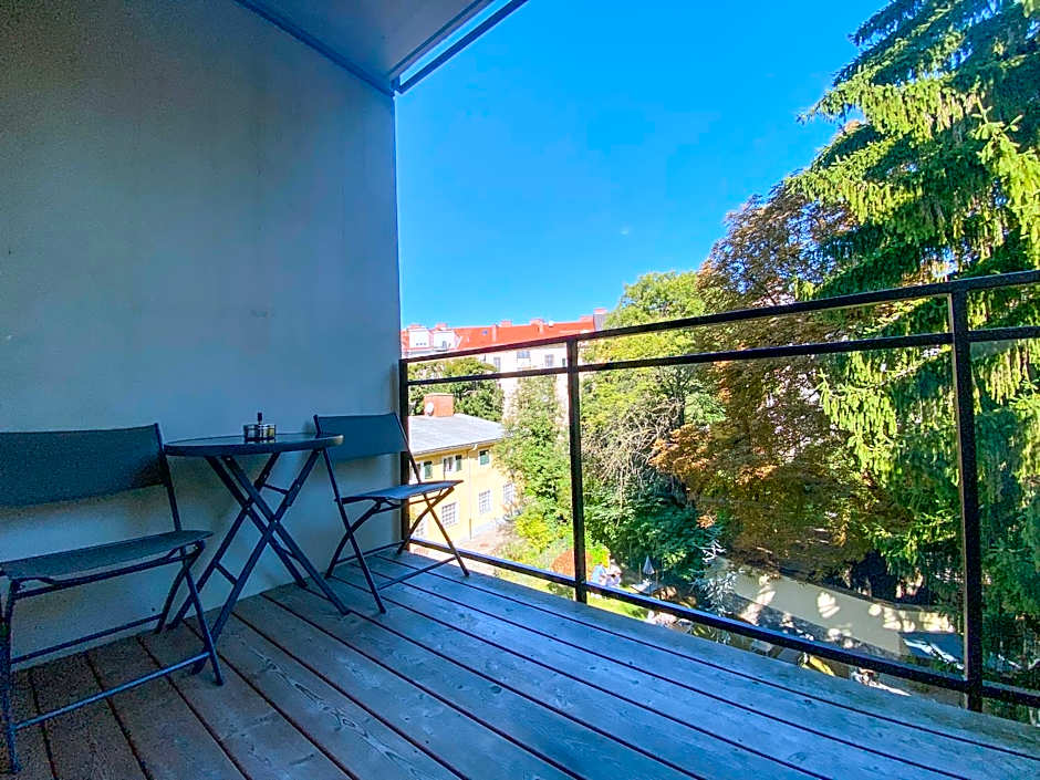 Blackhome Graz I contactless check-in