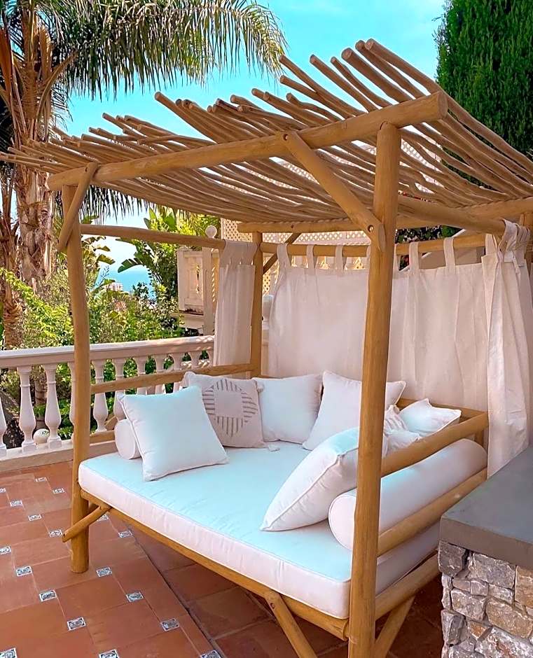 Luxury B&B Villa Tauro