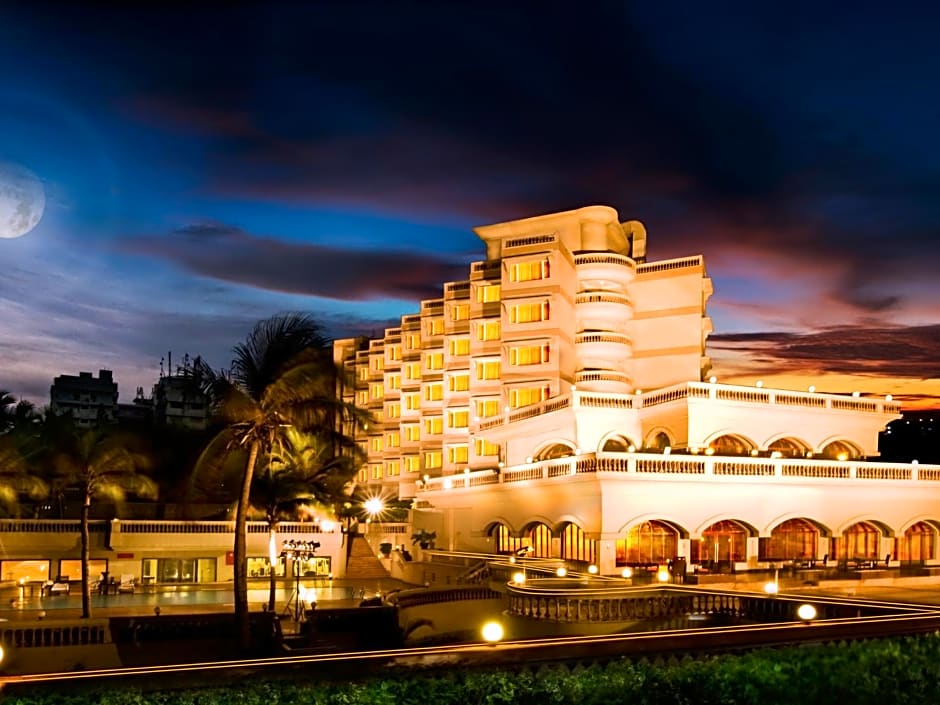 The Gateway Hotel Beach Road