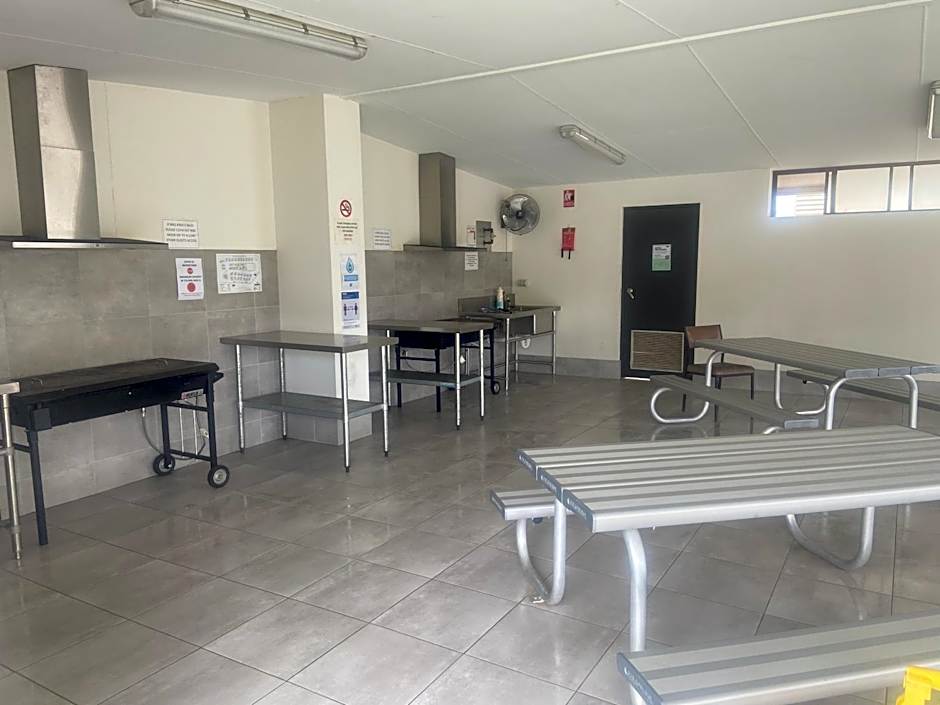 Riverside Cabin Park