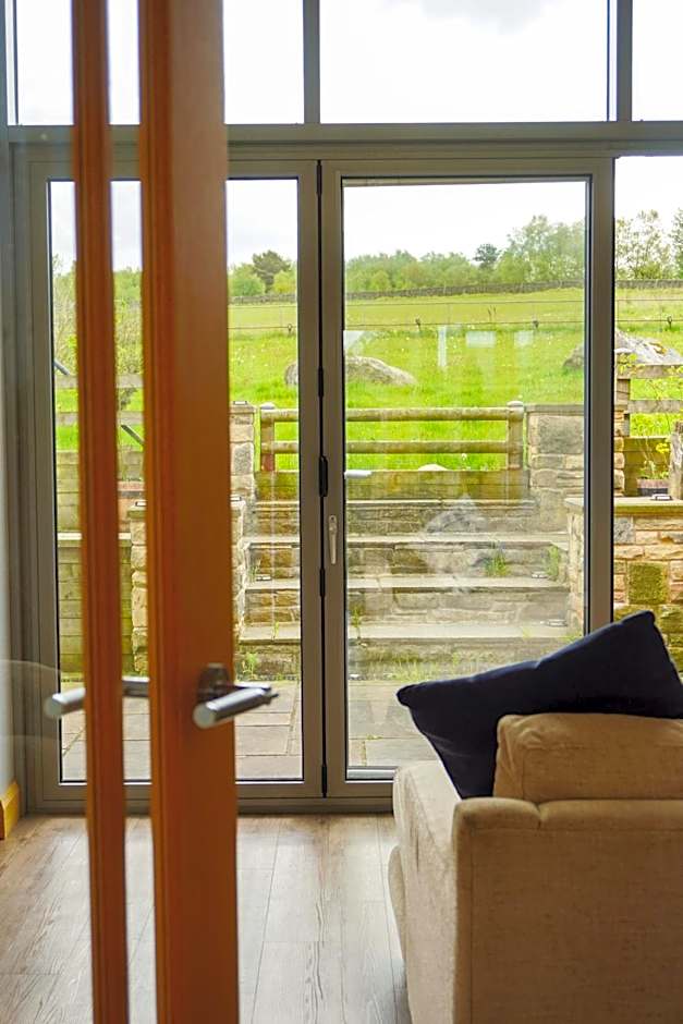 Peak Edge Hotel