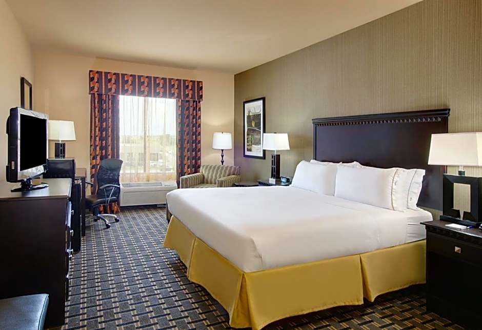 Holiday Inn Express Hotel & Suites Ennis By IHG