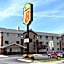 Super 8 by Wyndham Newport News/Jefferson Ave.