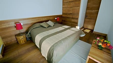 One-Bedroom Suite - External Chalet