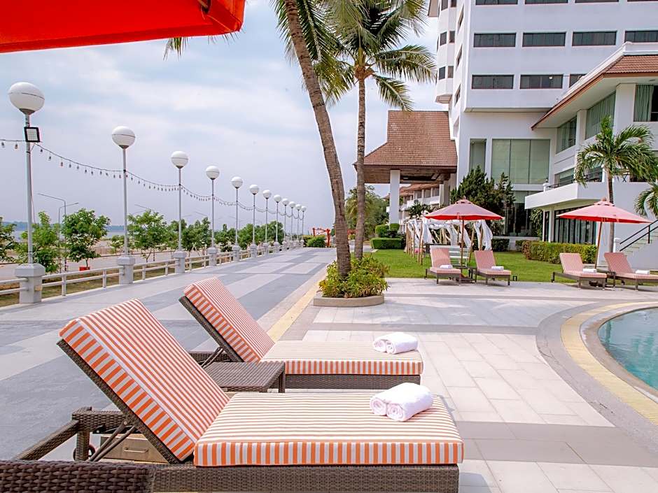 Fortune River View Hotel Nakhon Phanom