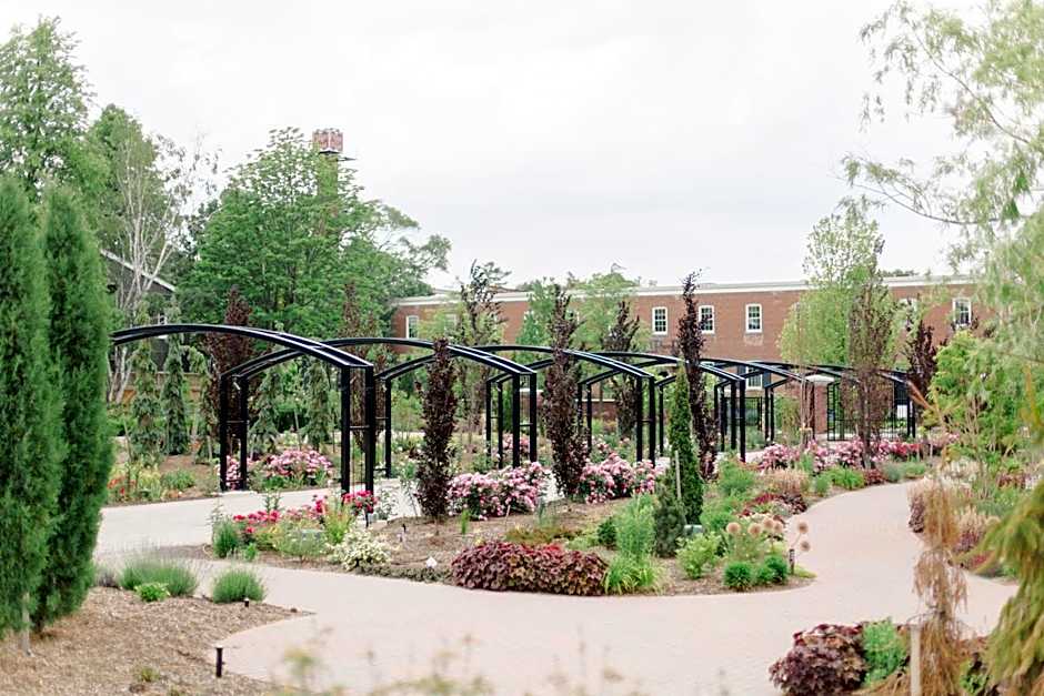 Pillar And Post Inn & Spa