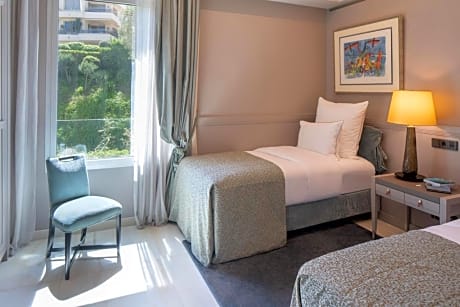 Premium Suite with Sea View and Spa Access