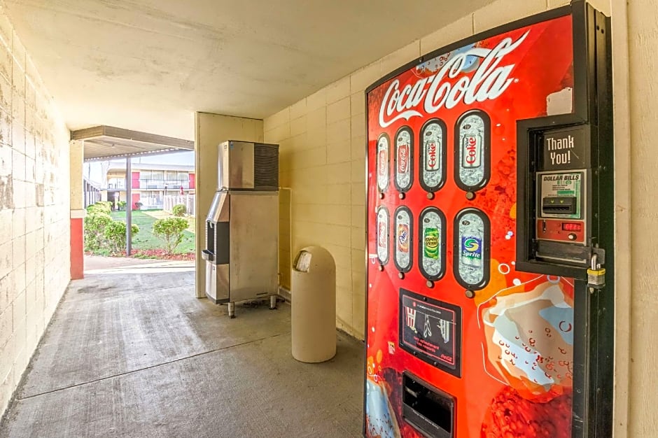 Econo Lodge Andalusia