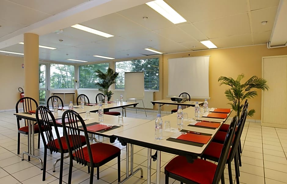 The Originals City, Hotel L'Acropole, Saint-Etienne Sud (Inter-Hotel)