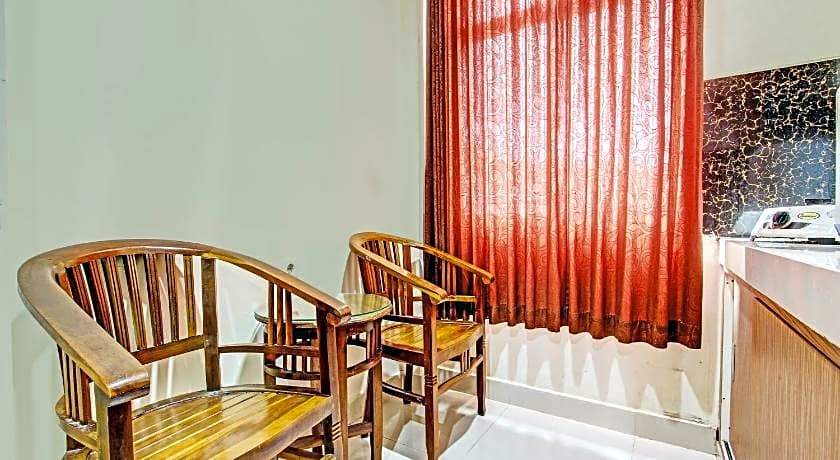 Collection O 90253 DHelomi