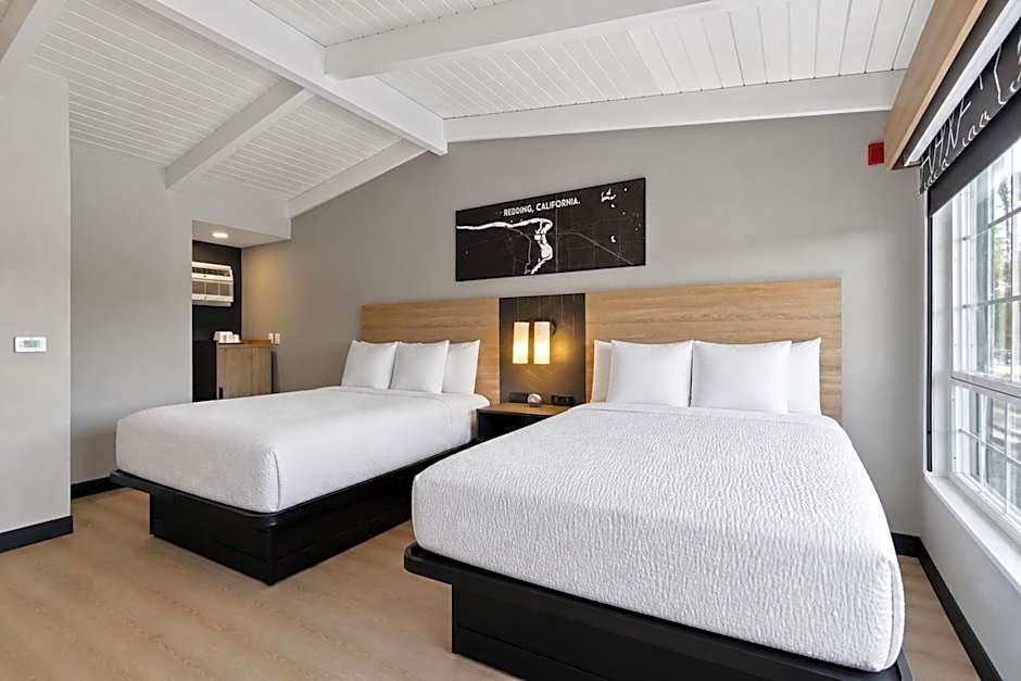Photo 1 of 6 of Superior 2 Queen Beds