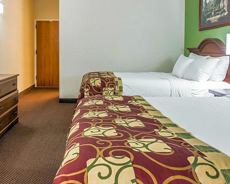 Clarion Inn I-94 near Expo Center