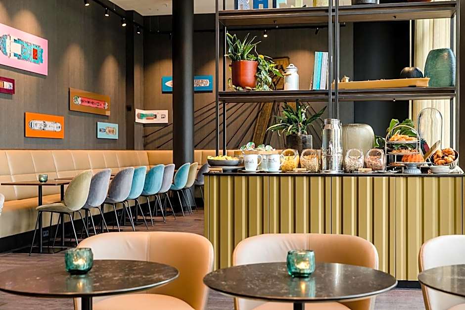 Motel One Koln-Waidmarkt