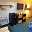 Super 8 by Wyndham Bentonville