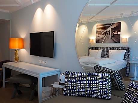 Barrier-free double room