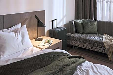 Executive King Balcony Room