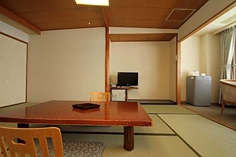Japanese-Style Room