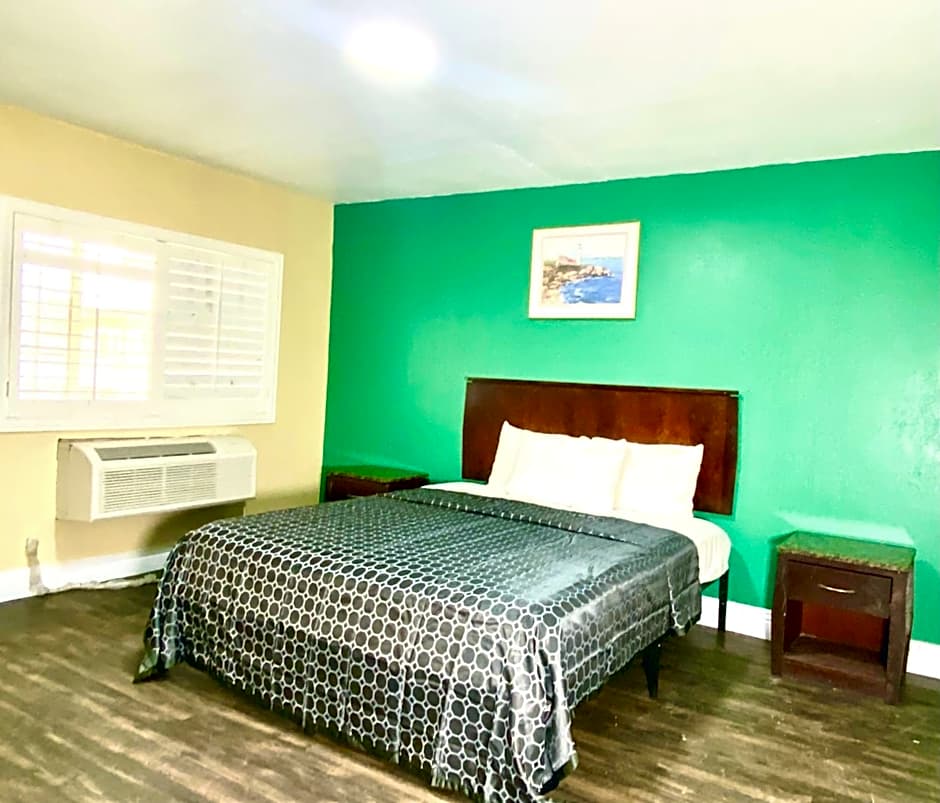 Long Beach Motel