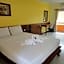 Tharapark View Hotel