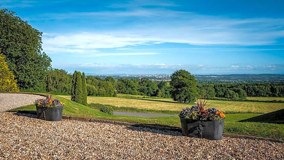 New House Country Hotel
