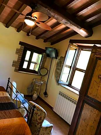 Three-Bedroom Apartment - Split Level
