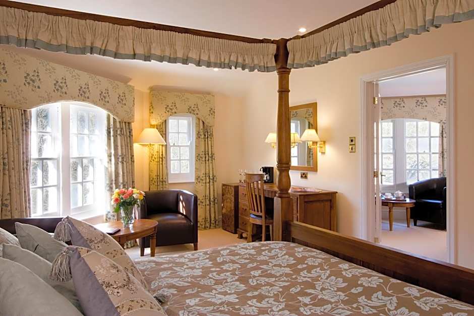 Rose in Vale Country House Hotel