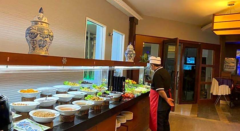 PARADISE ISLAND HOTEL