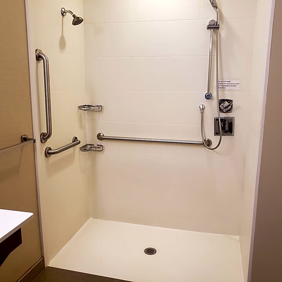 Comfort Suites Youngstown North