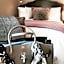 Hollywood Hotel
