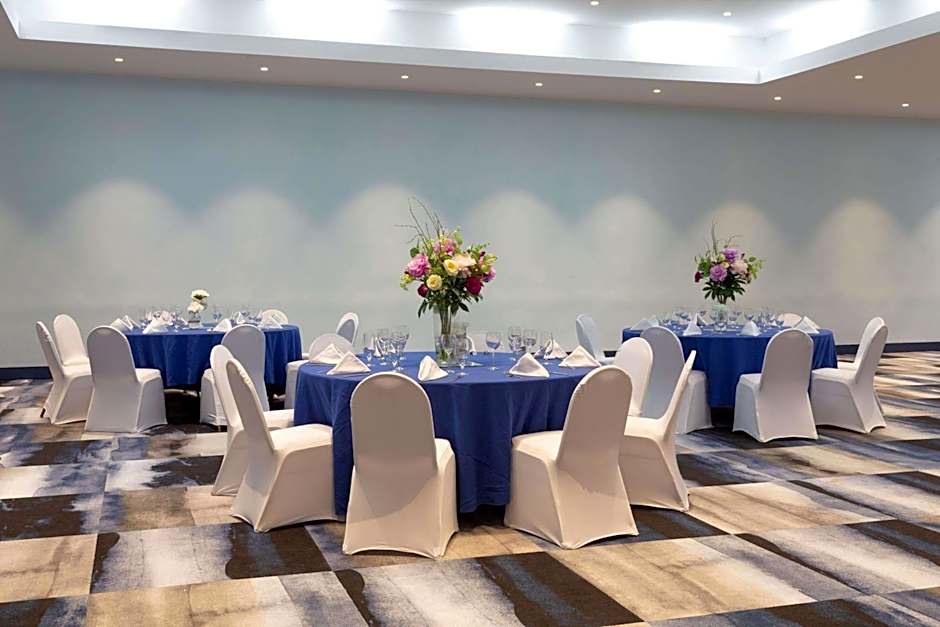 Ramada by Wyndham Windsor Locks