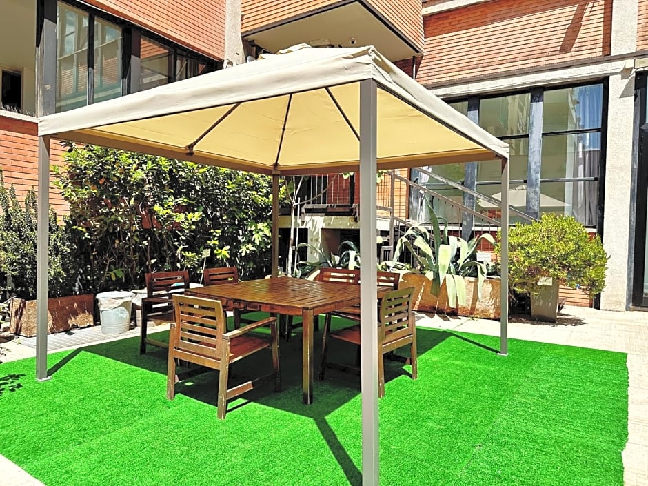 Mio Hostel