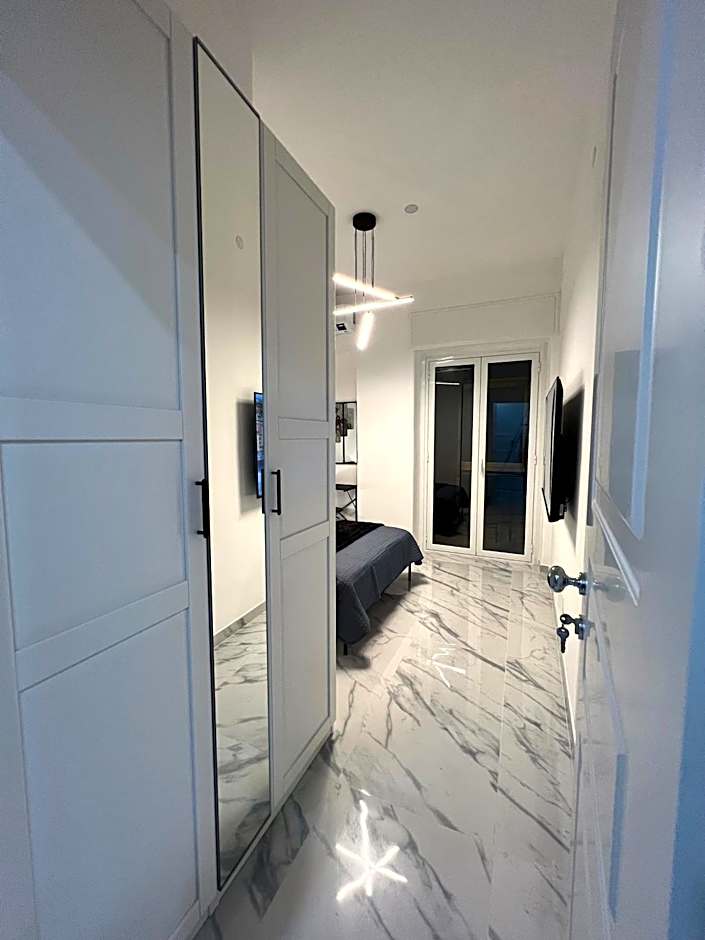 FELLINI SUITES Lungomare near the sea