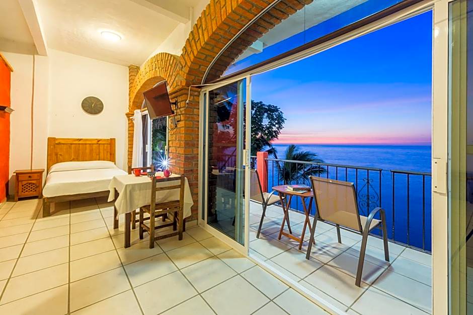 Traditional Sierra Leon Oceanfront Rooms - Adults Only