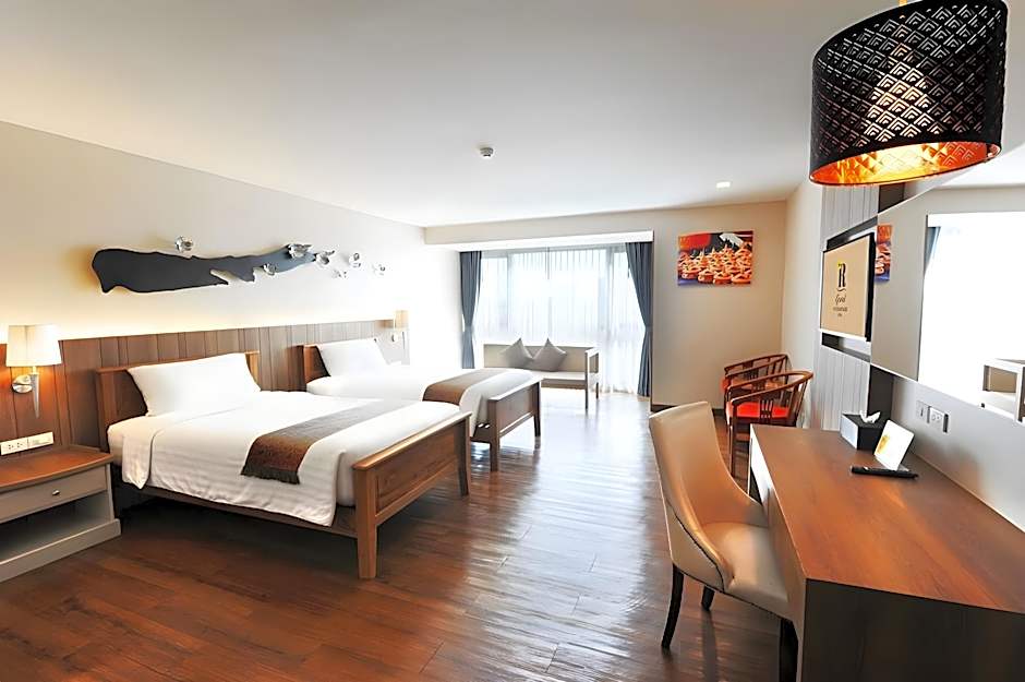 Grand Ratchapruek Hotel