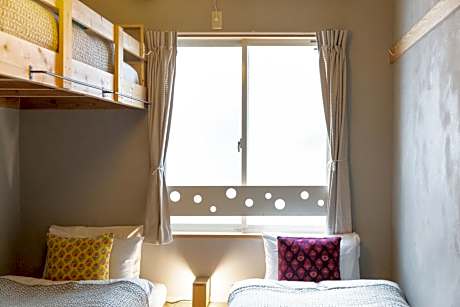 Twin Room with Extra Bed and Shared Shower