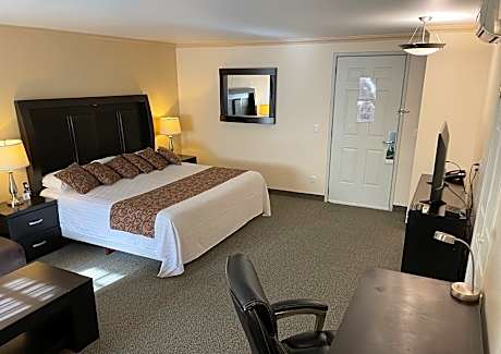 Deluxe Single Room