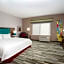 Hampton Inn By Hilton & Suites Watsonville, CA