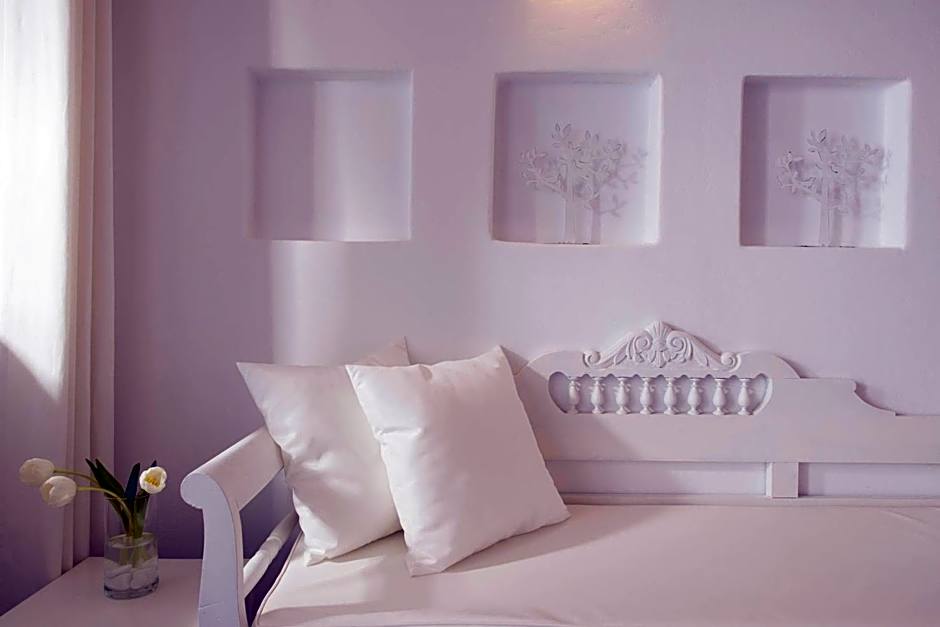 Nefeli Sunset Studios