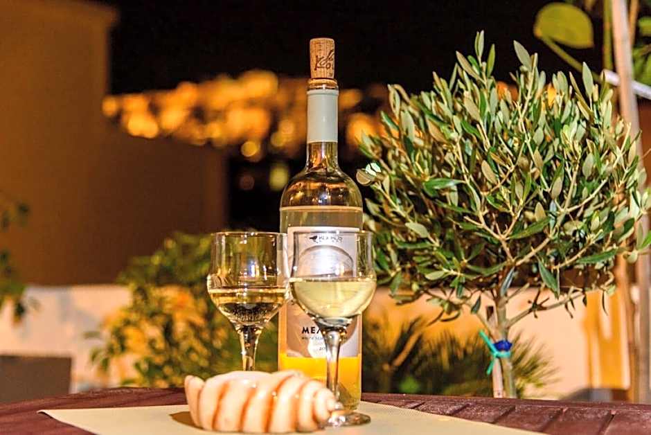 Theasis Athens
