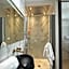 Venue C - Luxurious & Spacious - Mansion - Elevator - Patio