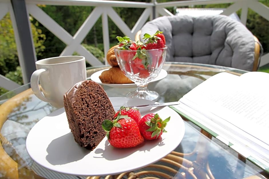 Grygielówka nad jeziorem - sauna & jacuzzi