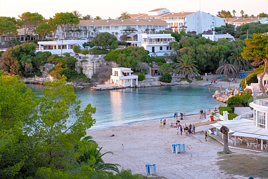 Petit Sagitario ( Only Adults )