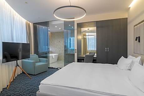 Luxury top floor Apartment